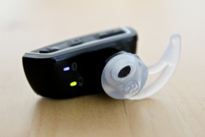 http://www.techwench.com/wp-content/uploads/2011/01/bose-bluetooth-headset-2-300x200.jpg