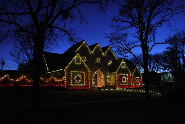 8 Benefits You can Enjoy with LED Christmas Lights Only